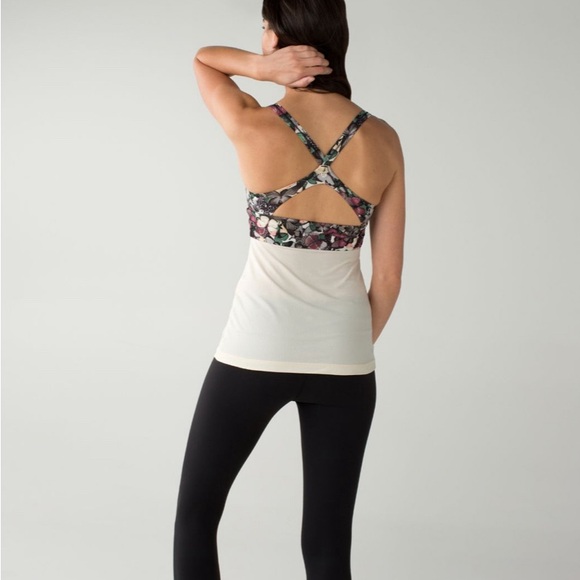 NWOT Lululemon Wrap It Up Tank
So Fly Butterfly Angel Wing Multi - Picture 3 of 9